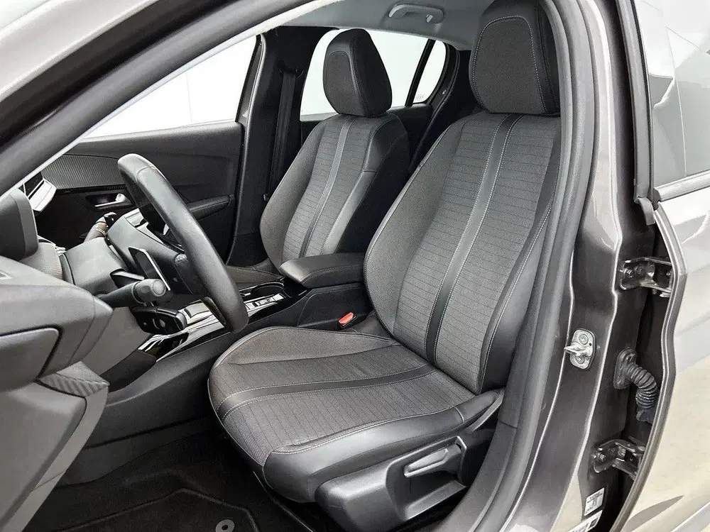 Peugeot 208 Allure Pack 100pk Automaat uit 2023, foto 7