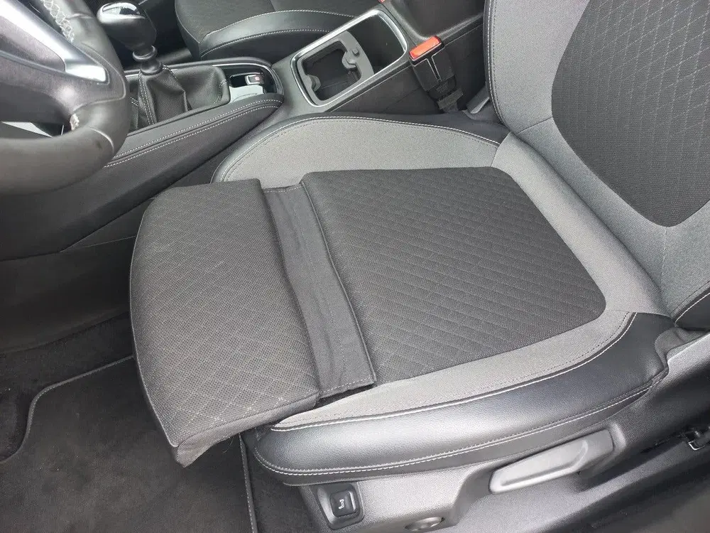 Opel Grandland 1.2T 130pk Business Elegance uit 2020, foto 13