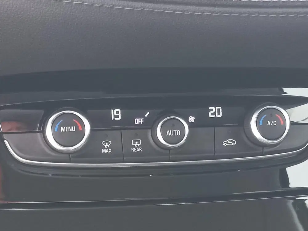 Opel Grandland 1.2T 130pk Business Elegance uit 2020, foto 6