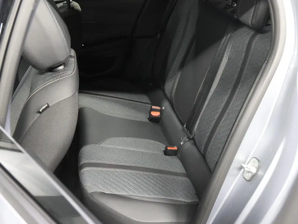 Peugeot 208 1.2 100PK Allure uit 2025, foto 15