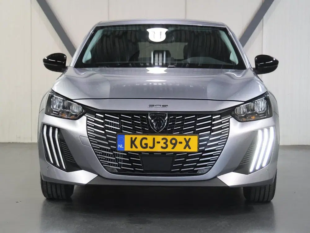 Peugeot 208 1.2 100PK Allure uit 2025, foto 4
