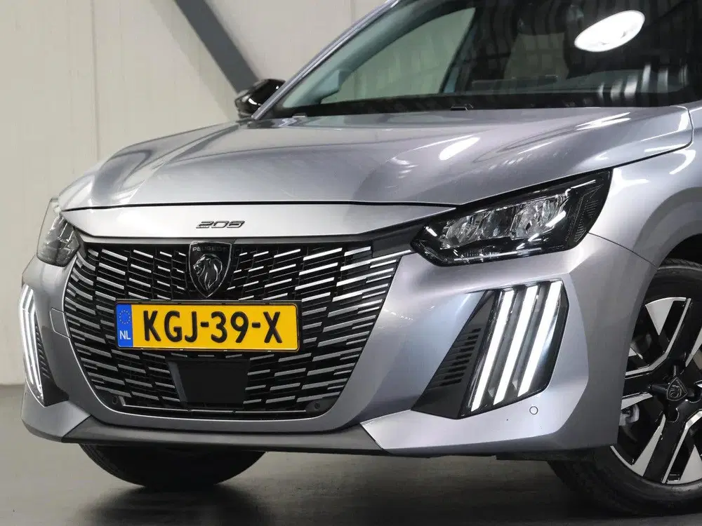 Peugeot 208 1.2 100PK Allure uit 2025, foto 5