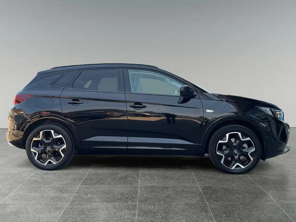 Opel Grandland Ultimate 1.6 PHEV Hybrid4 300pk e-EAT8 4x4 uit 2022, foto 14
