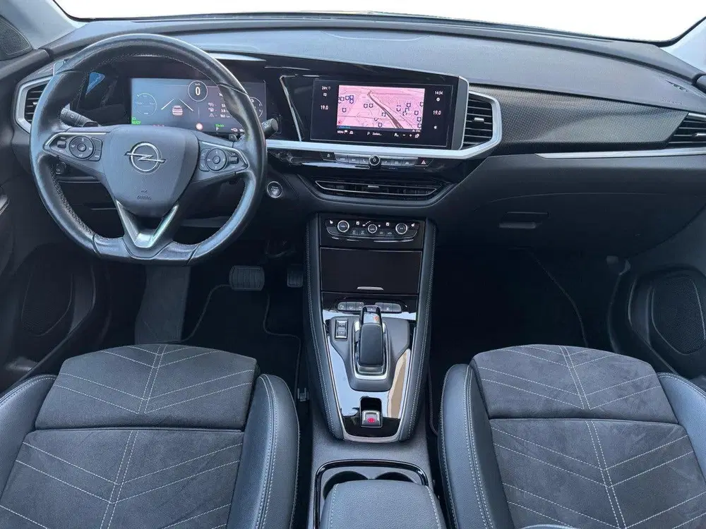 Opel Grandland Ultimate 1.6 PHEV Hybrid4 300pk e-EAT8 4x4 uit 2022, foto 7