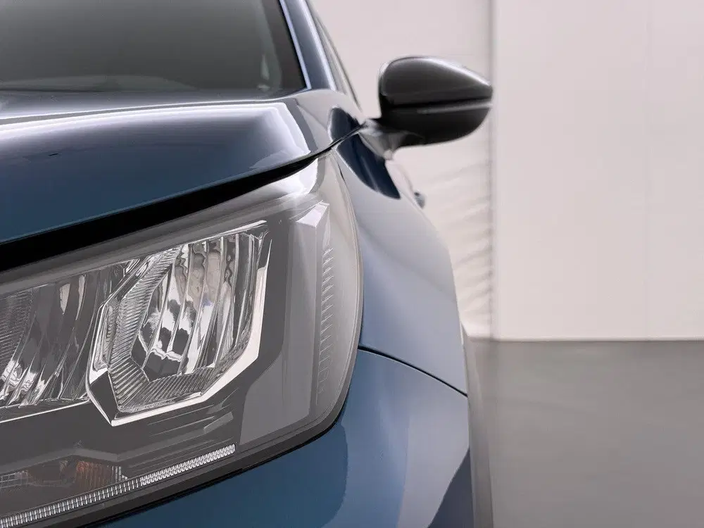 Peugeot 2008 SUV Business 110pk Hybrid Automaat uit 2025, foto 13