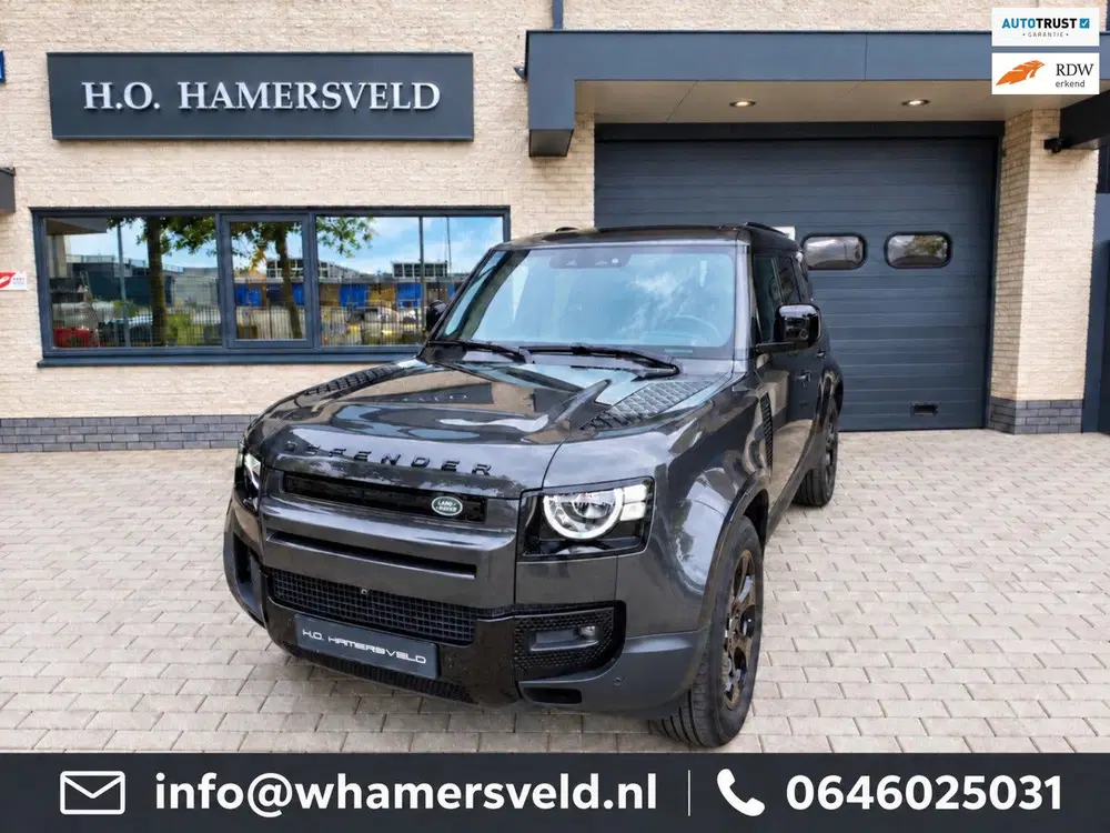Land Rover Defender 2.0 P400e 110 SE uit 2023