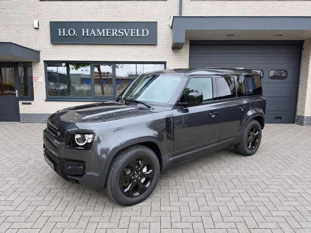 Land Rover Defender 2.0 P400e 110 SE uit 2023, foto 7