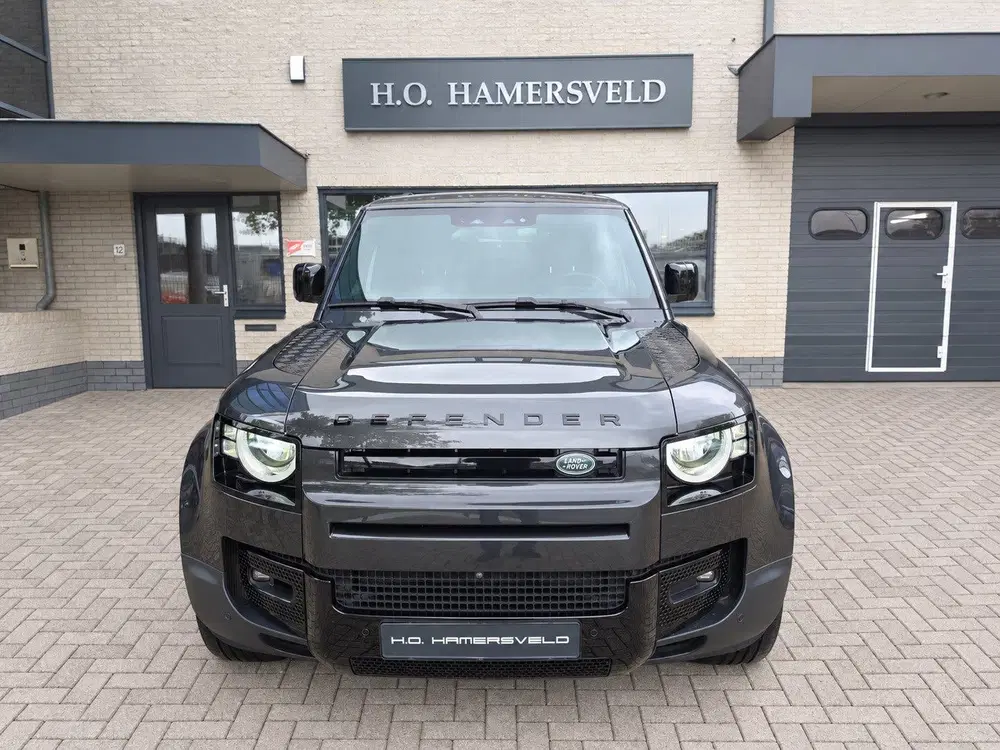 Land Rover Defender 2.0 P400e 110 SE uit 2023, foto 9