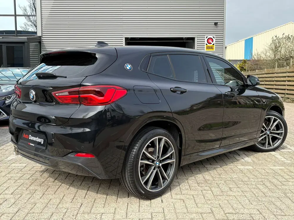 BMW X2 SDrive18i M-SPORT Edition BOM-VOL uit 2019, foto 2