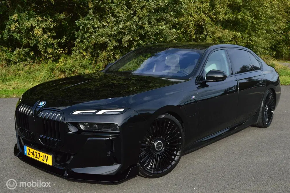 BMW 7-serie 750e Individual uit 2023