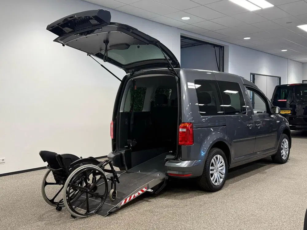 Volkswagen Caddy L1 Rolstoelauto 3+1 of 5+0 uit 2019, foto 9
