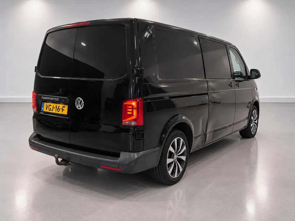 Volkswagen Transporter 2.0 TDI L2H1 30 DC Highline uit 2020, foto 5