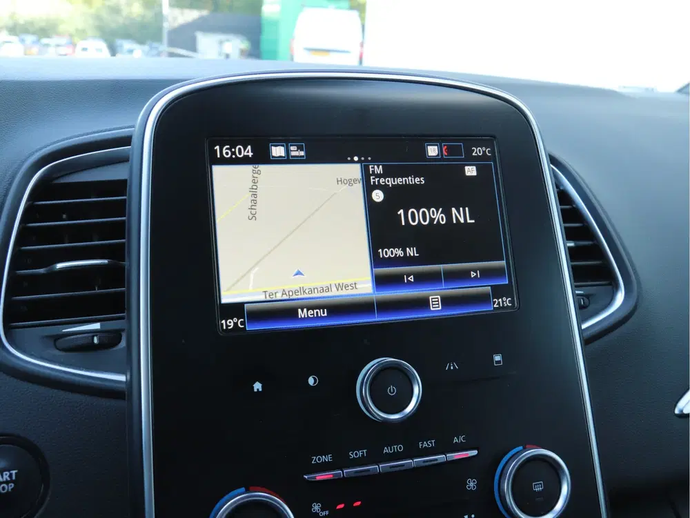 Renault Scenic Scénic 1.3 TCe 140 Limited EDC AUTOMAAT uit 2019, foto 12