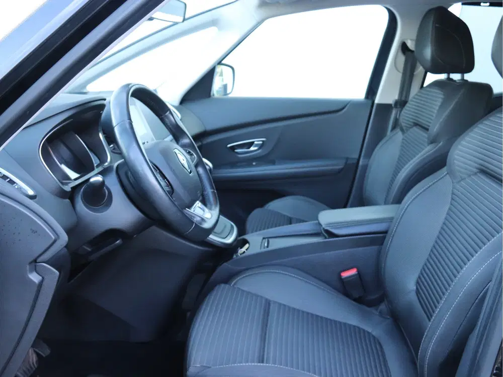Renault Scenic Scénic 1.3 TCe 140 Limited EDC AUTOMAAT uit 2019, foto 6