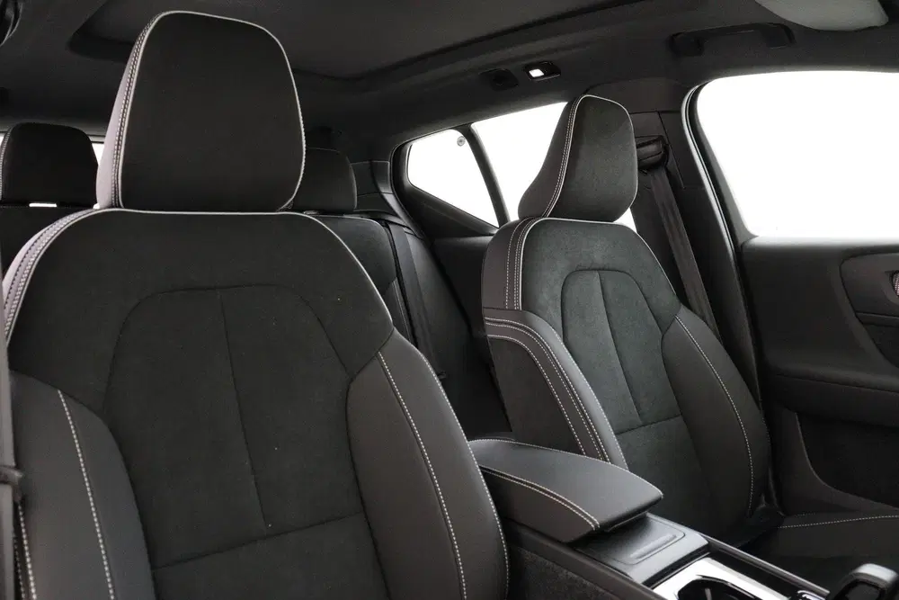 Volvo EX40 SINGLE MOTOR EXTENDED RANGE ULTRA EUROPA 8 uit 2026, foto 12
