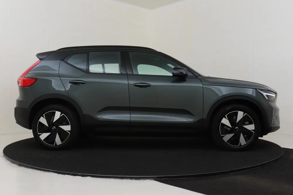 Volvo EX40 SINGLE MOTOR EXTENDED RANGE ULTRA EUROPA 8 uit 2026, foto 13