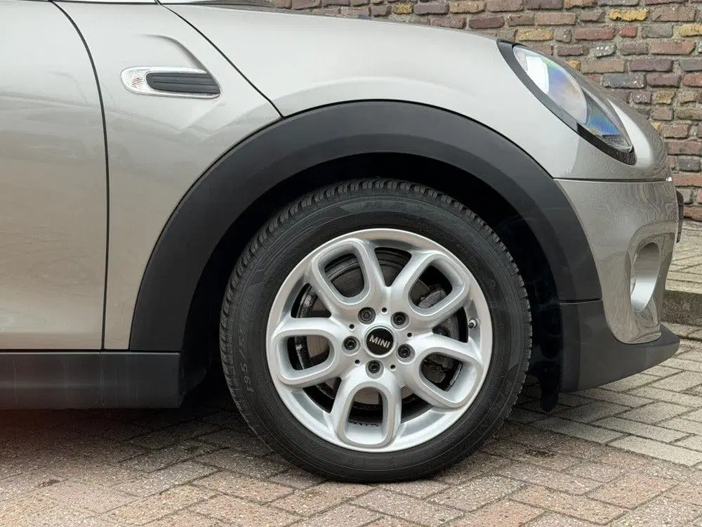 Mini Cooper 1.5 COOPER Busines edition Automaat 5DRS N uit 2019, foto 10