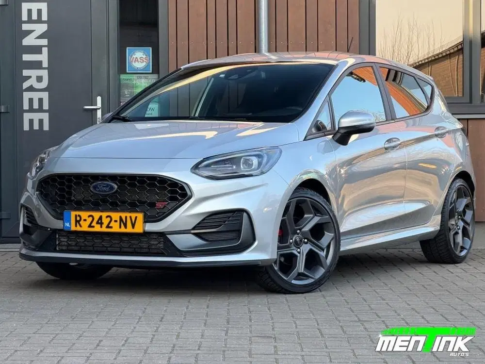Ford Fiesta 1.5 ECOBOOST ST-X LED VC Navi Cruise PDC C uit 2022