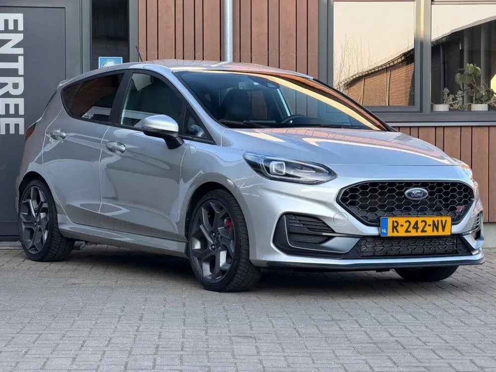 Ford Fiesta 1.5 ECOBOOST ST-X LED VC Navi Cruise PDC C uit 2022, foto 2