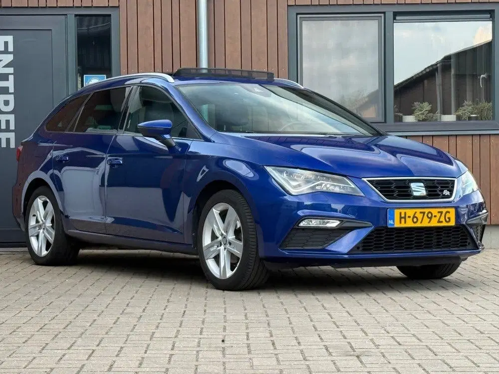 SEAT Leon 1.0 TSI FR Pano Led Trekhaak Camera Stoelv uit 2020, foto 3