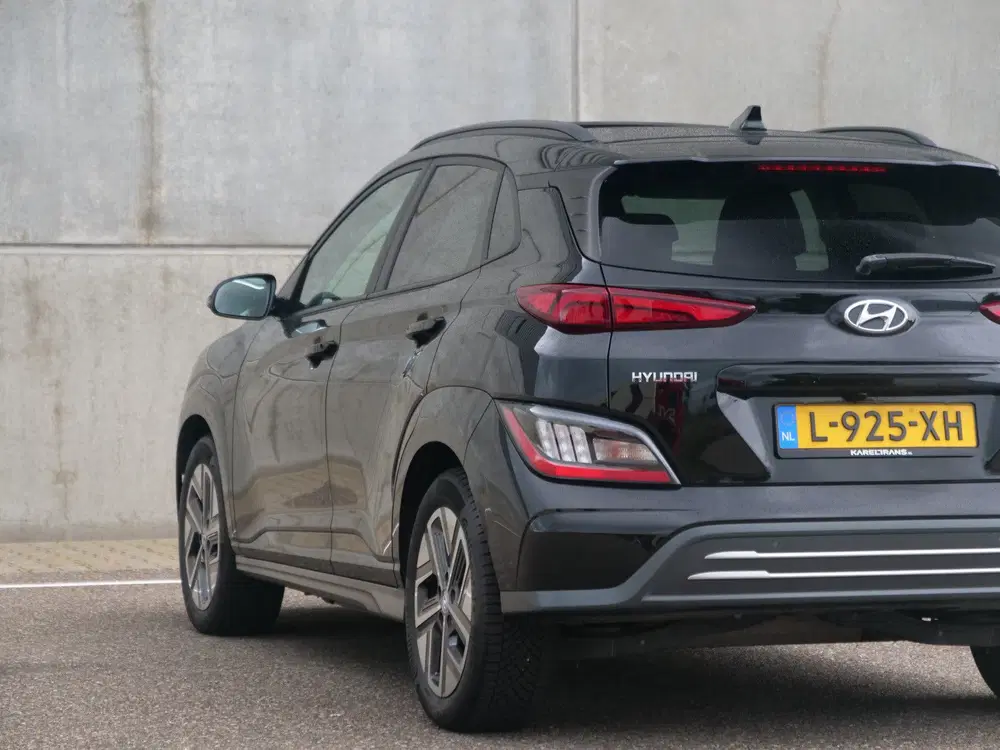 Hyundai KONA EV Premium Sky 64 kWh uit 2021, foto 13