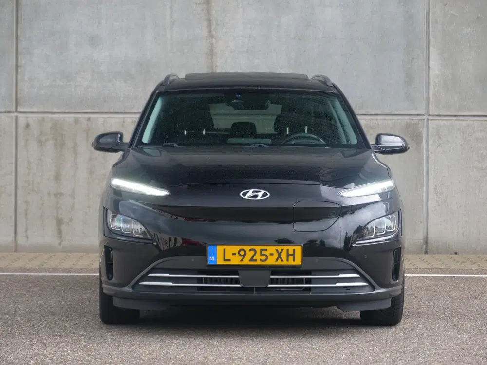 Hyundai KONA EV Premium Sky 64 kWh uit 2021, foto 14