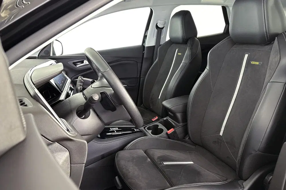 Opel Grandland 1.6 Turbo Plug-In Hybrid 4x4 GSe 300PK Tre uit 2023, foto 6