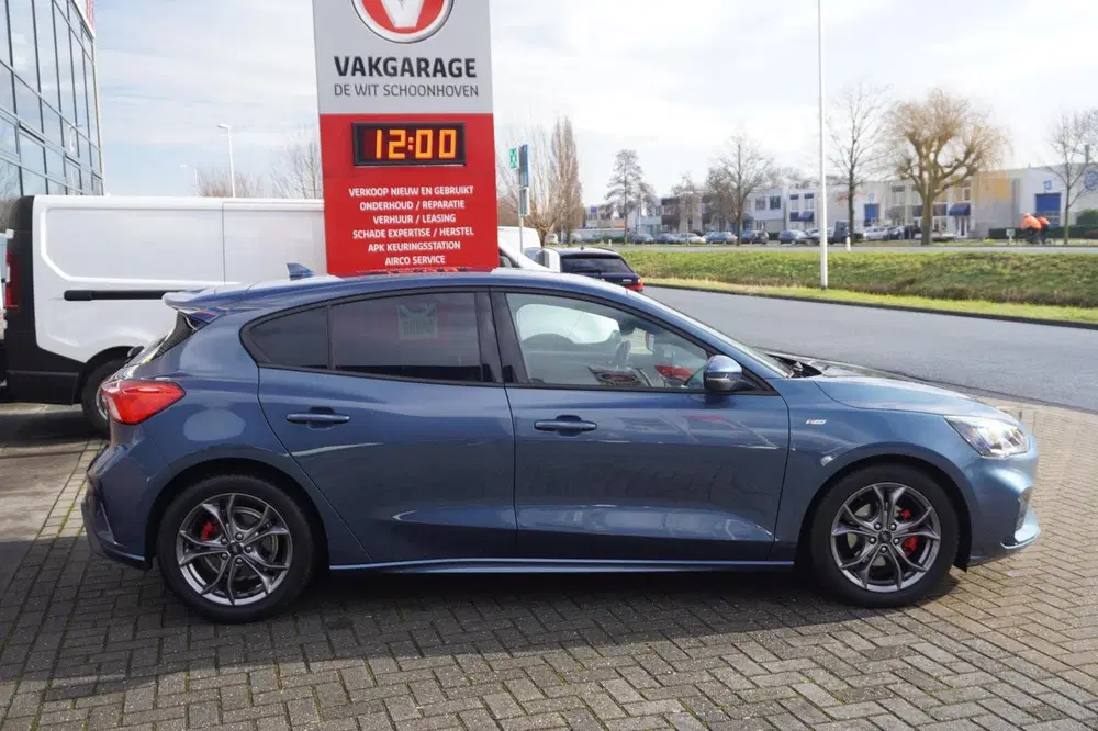Ford Focus 1.0 EcoBoost Hybrid ST Line X Business uit 2021, foto 3