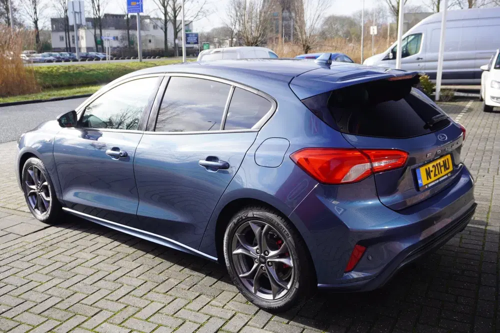 Ford Focus 1.0 EcoBoost Hybrid ST Line X Business uit 2021, foto 6
