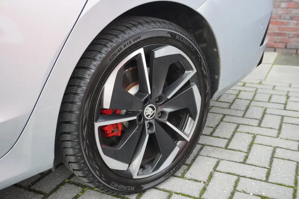 Skoda Octavia 1.4 TSI RS iV PHEV Business uit 2021, foto 10