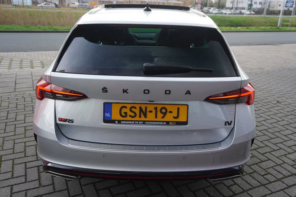 Skoda Octavia 1.4 TSI RS iV PHEV Business uit 2021, foto 4