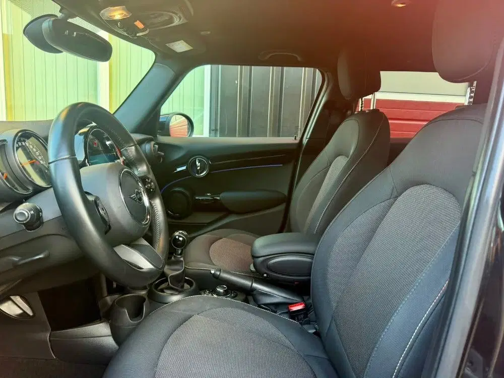 Mini Cooper 5 deurs Facelift Apple Carplay 1 JAAR GARA uit 2021, foto 14