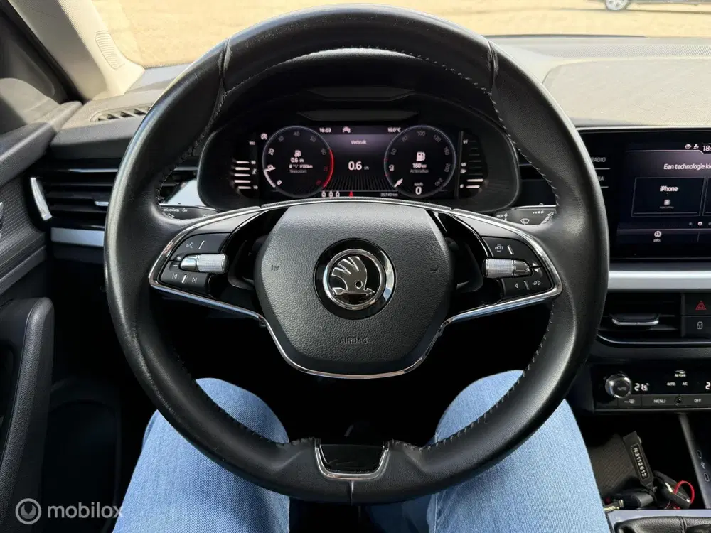 Skoda Kamiq 1.0 TSI Ambition uit 2022, foto 12