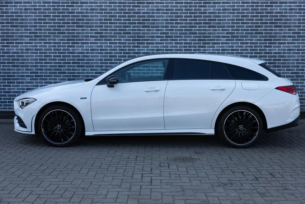 Mercedes-Benz CLA 250 e AMG Line uit 2020, foto 12