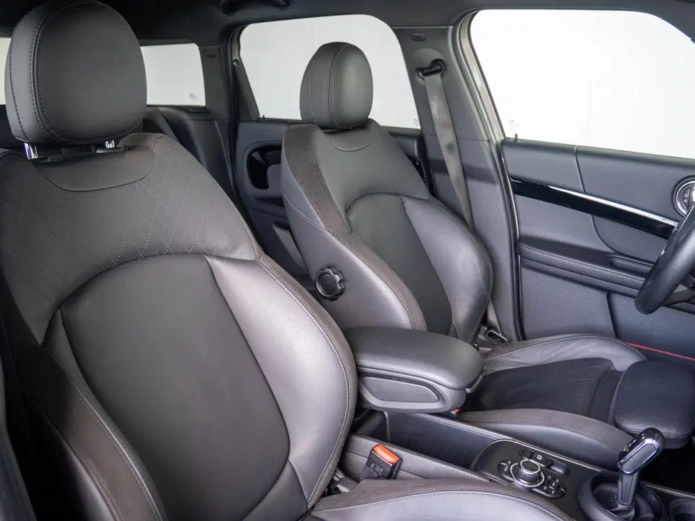 Mini Countryman Cooper Classic + Comfort Plus + Panoramada uit 2021, foto 4
