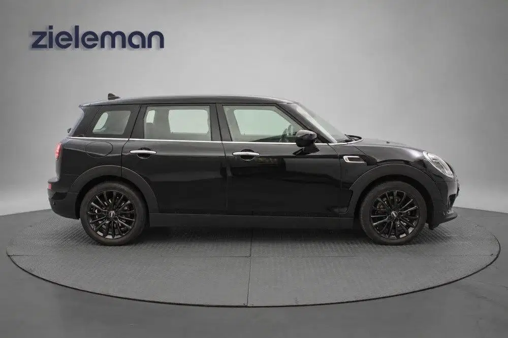 Mini Clubman 1.5 Business Edition Automaat uit 2022, foto 15