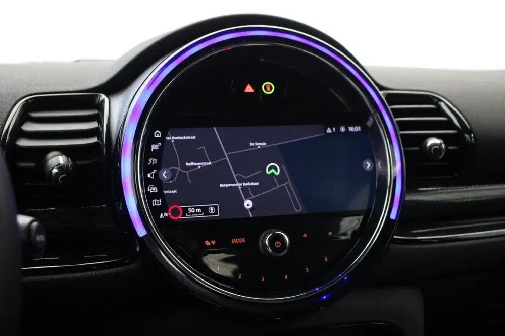 Mini Clubman 1.5 Business Edition Automaat uit 2022, foto 6