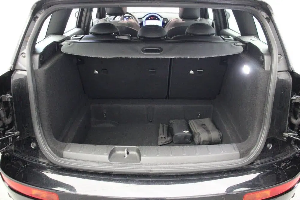 Mini Cooper 1.5 Business Edition Automaat uit 2022, foto 11