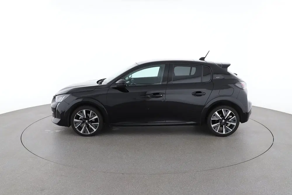 Peugeot 208 1.2 PureTech GT Pack uit 2022, foto 2