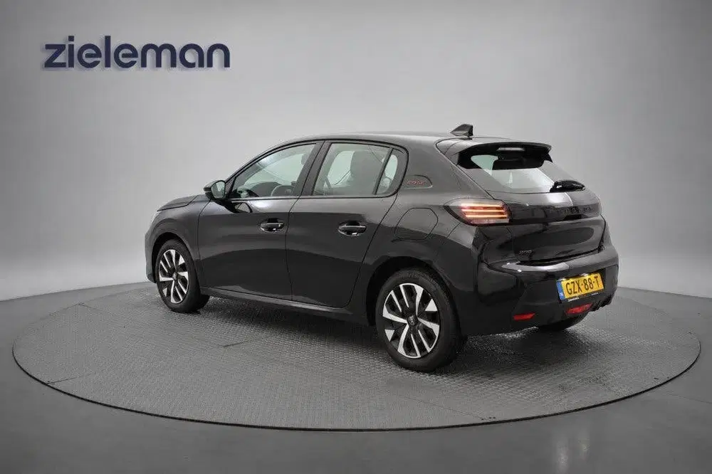 Peugeot 208 1.2 PureTech 75 Style uit 2025, foto 3