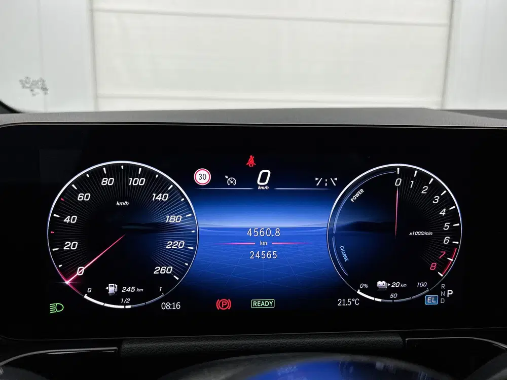 Mercedes-Benz GLA 250 e Plug-In Hybride uit 2025, foto 9