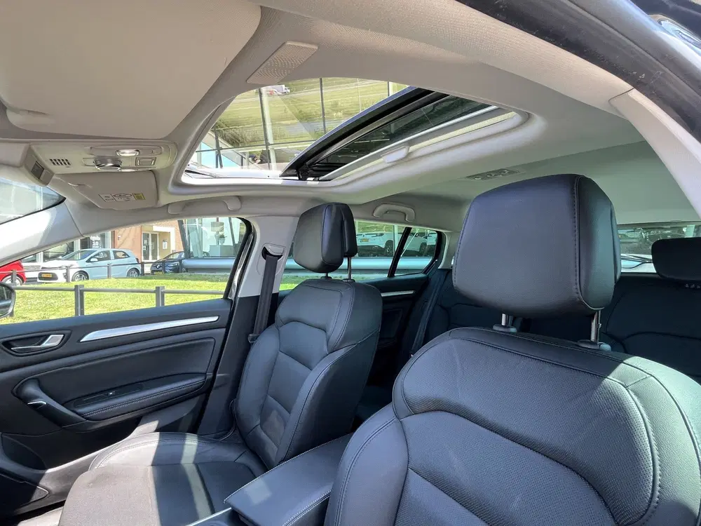 Renault Megane Mégane Estate 1.3 TCe Intens 140PK uit 2022, foto 11
