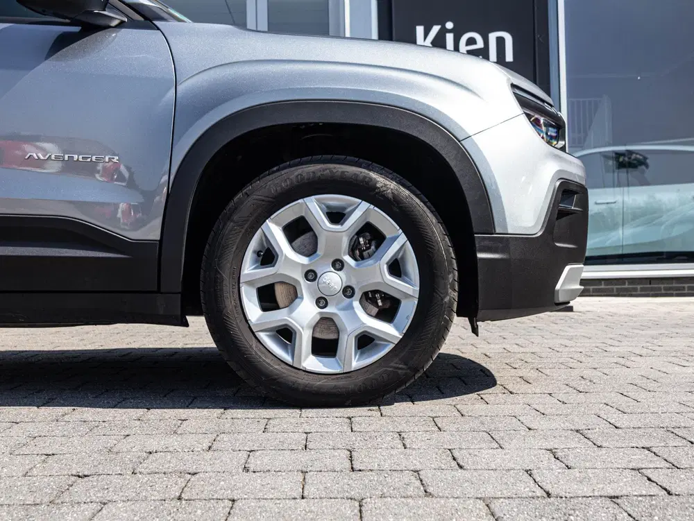 Jeep Avenger 1.2 e-Hybrid Altitude uit 2025, foto 5