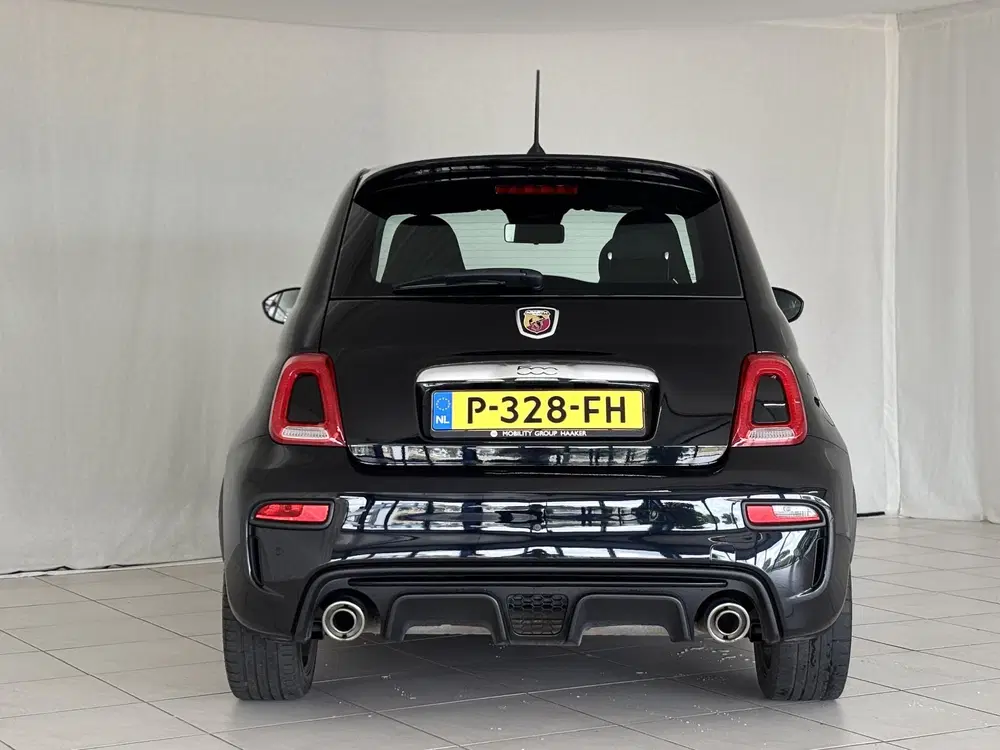 Fiat 500 1.4 T-Jet Abarth 595 70th Anniversary uit 2019, foto 11