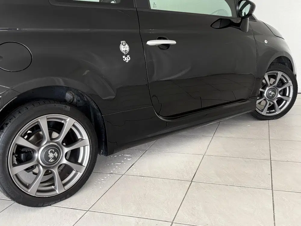Fiat 500 1.4 T-Jet Abarth 595 70th Anniversary uit 2019, foto 15