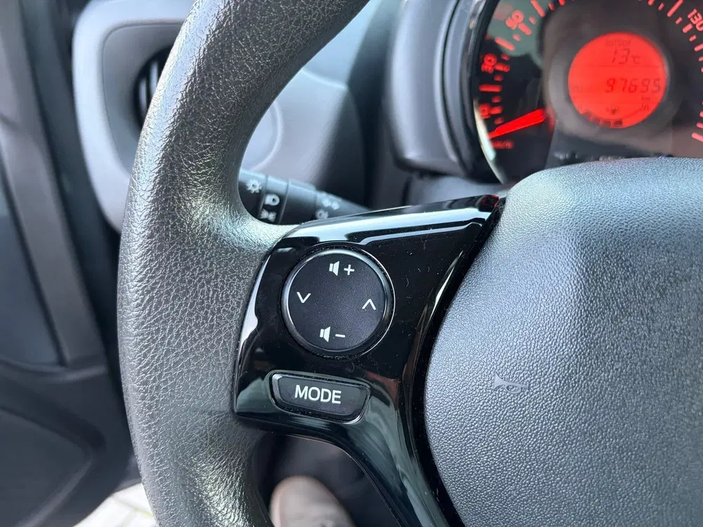 Peugeot 108 1.0 e-VTi Active uit 2022, foto 12