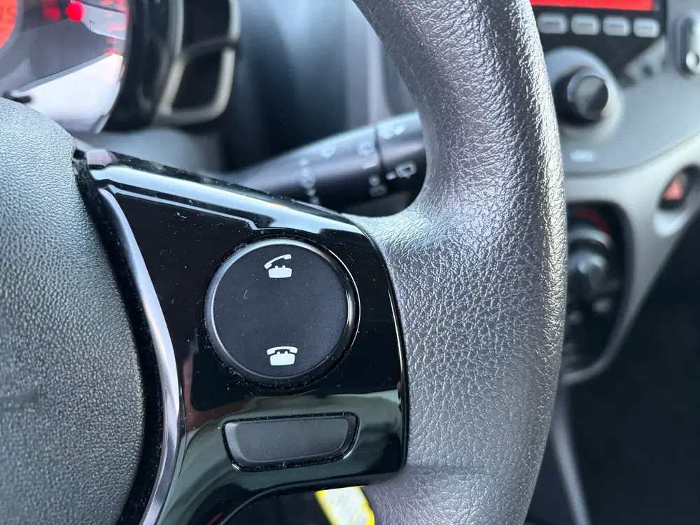 Peugeot 108 1.0 e-VTi Active uit 2022, foto 13