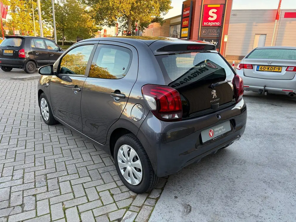 Peugeot 108 1.0 e-VTi Active uit 2022, foto 3