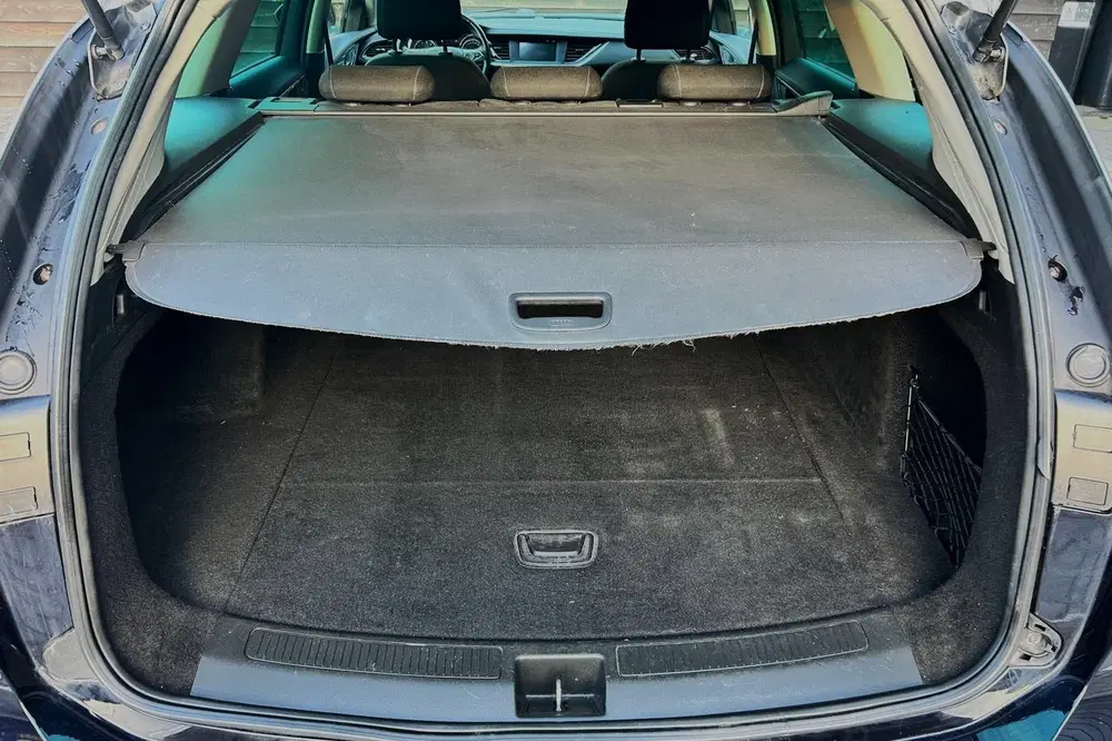 Opel Insignia 1.5 Turbo Edition uit 2019, foto 12