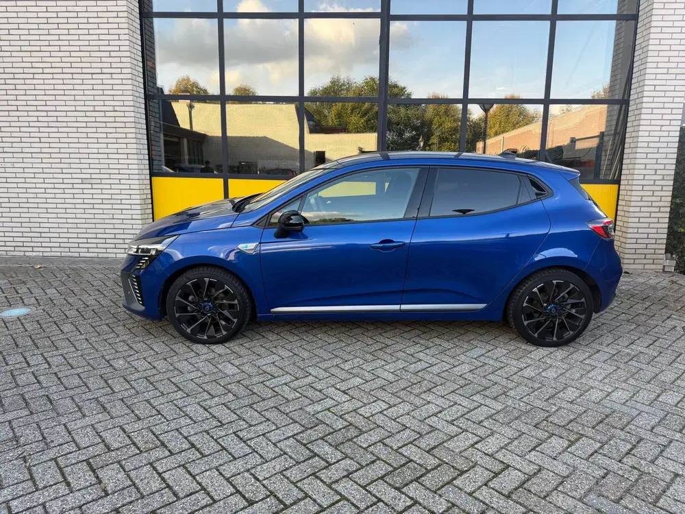 Renault Clio 1.6 E-Tech Full Hybrid 145 esprit Alpine uit 2023, foto 2